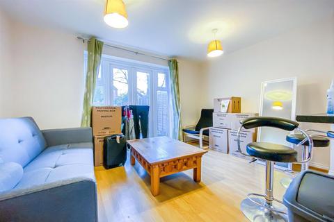 2 bedroom terraced house to rent, Salix Close, Coventry, CV4