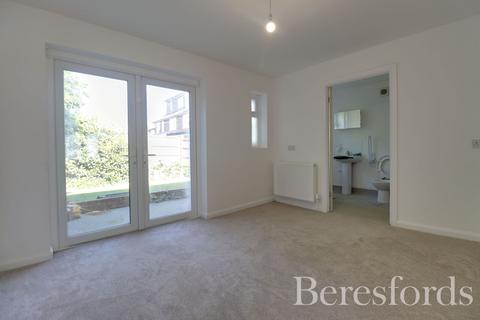 54 Queenswood Avenue, Hutton, Brentwood, CM13 1HU
