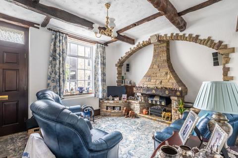 11 Adlington Road, Bollington, Macclesfield, SK10 5JT