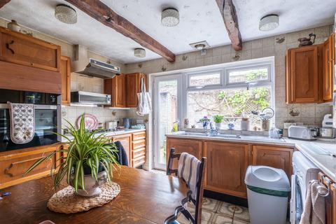 11 Adlington Road, Bollington, Macclesfield, SK10 5JT