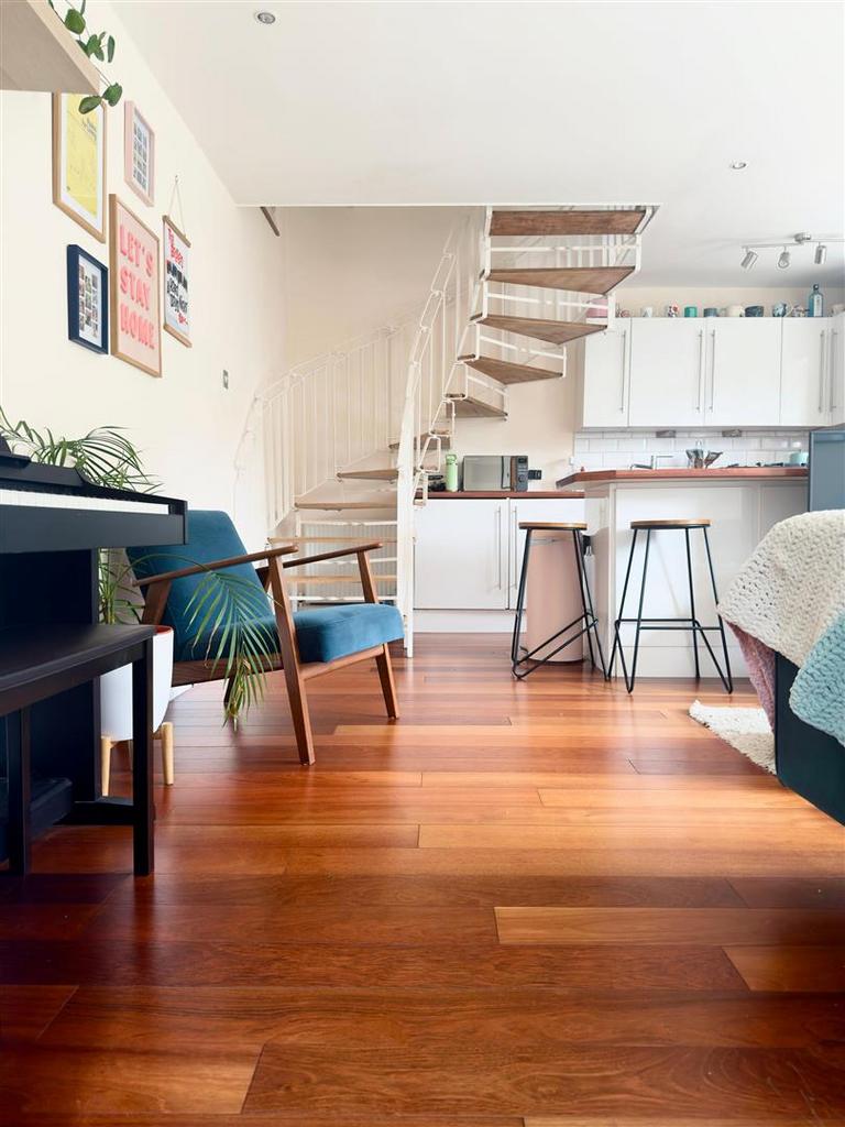 Lounge/kitchen
