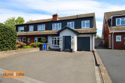 44 Cadeby Grove, Stoke-on-trent, ST2 7BY