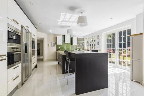 6 bedroom detached house for sale, Wentworth Estate