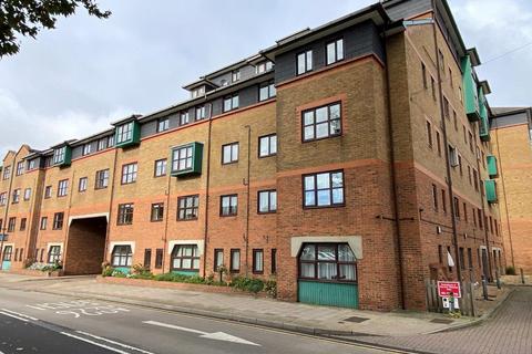 1 bedroom retirement property for sale, Regents Court, West Street, Gravesend, DA11