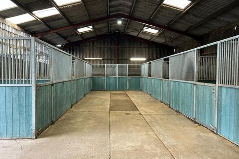Equestrian property to rent, Mill Lane, Hook, RG27