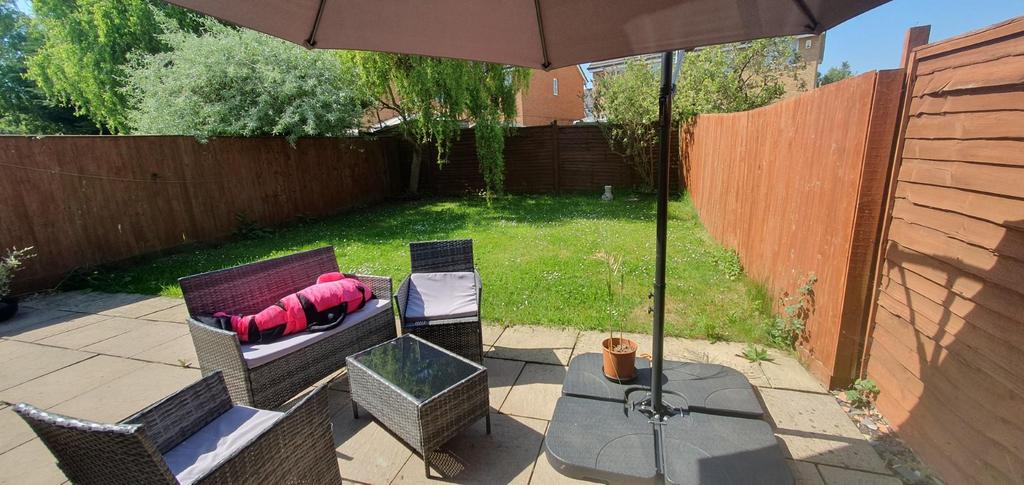 15 Waltham Rear Garden.jpg