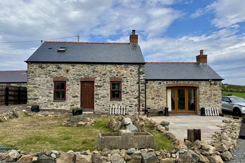 2 bedroom cottage for sale, Llanrhyddlad, Llanrhyddlad, LL65