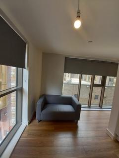 Studio to rent, Corner Studio, One Wolstenholme Square, L1