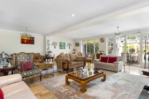 4 bedroom detached house for sale, Matlock Way, New Malden