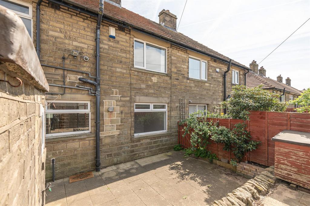 02 - 19 North Royd HX4 0 AH.jpg