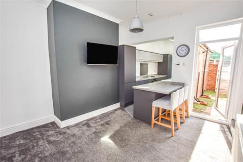 2 bedroom terraced house to rent, Elm Grove, Sale, Greater Manchester, M33