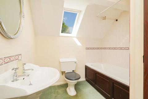 7 Hallam Chase, Sheffield, S10 5SW