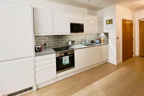 2 bedroom flat for sale, Aldenham Road, Hertfordshire WD23