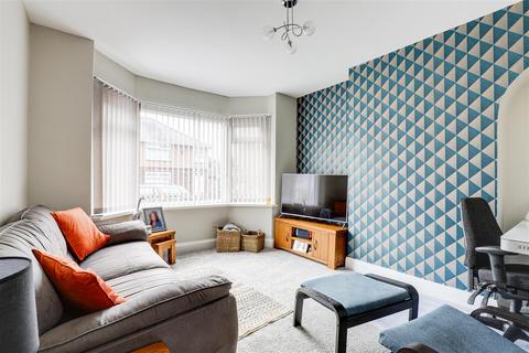 13 Windmill Grove, Hucknall, Nottingham, NG15 7GJ