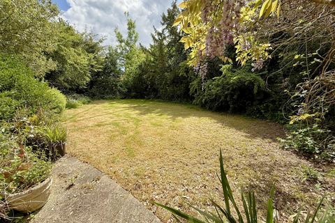 undefined, West End Avenue, Pinner