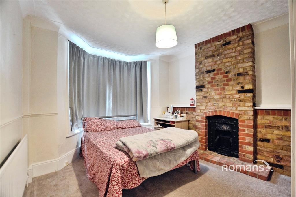 House in London, Cowley - More