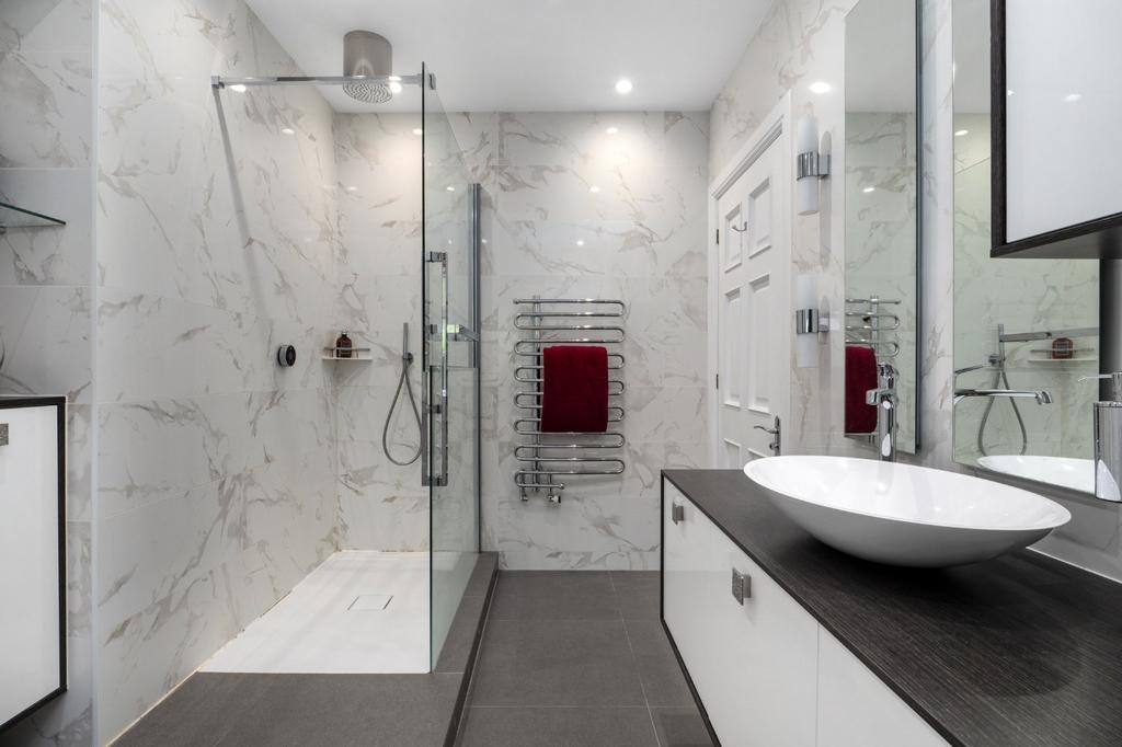 Ensuite