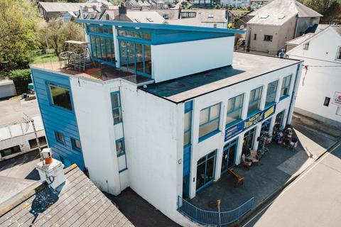 First Floor Flat, Arcadia House Glanmor Terrace, New Quay, SA45 9PX