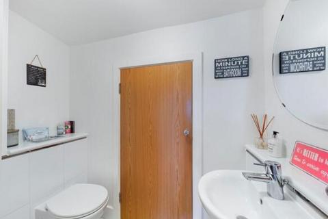 undefined, Chertsey, Surrey, KT16