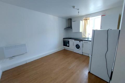 1 bedroom flat to rent, IG3 8RA