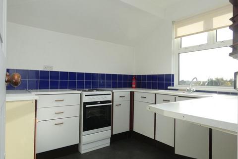 1 bedroom flat to rent, Lindenthorpe Road, Broadstairs, Kent, CT10