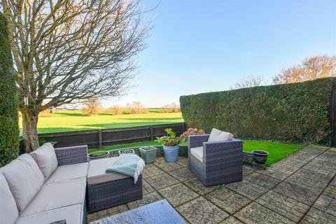 3 bedroom semi-detached house for sale, Tharp Way, Chippenham CB7