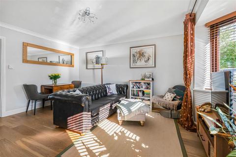 3 bedroom semi-detached house for sale, Tharp Way, Chippenham CB7