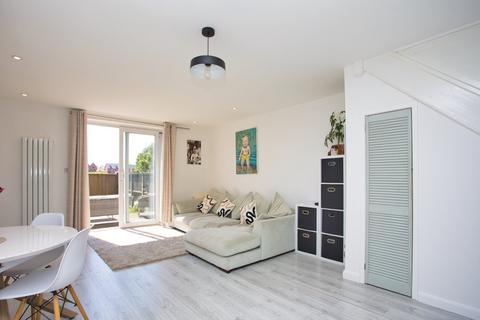99 Church Road, Folkestone, CT20 3EW