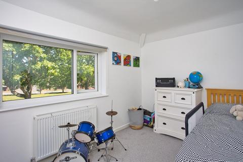 99 Church Road, Folkestone, CT20 3EW