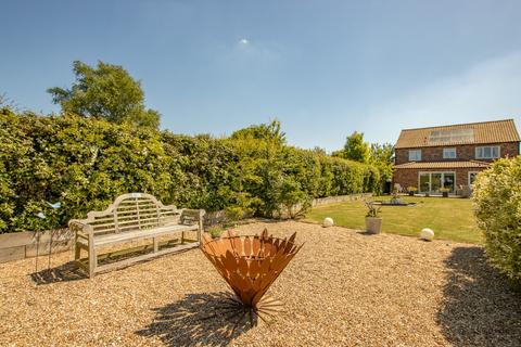 4 bedroom detached house for sale, Old Forge Yard, The Street, Beeston