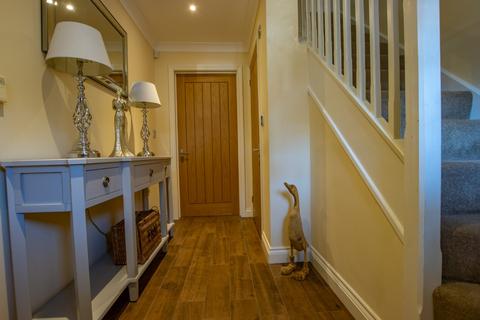 4 bedroom detached house for sale, Old Forge Yard, The Street, Beeston