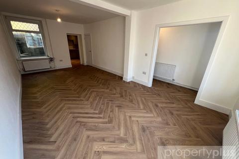 64 Pleasant View, Porth, CF39 0PN