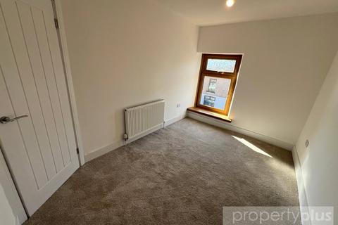 64 Pleasant View, Porth, CF39 0PN
