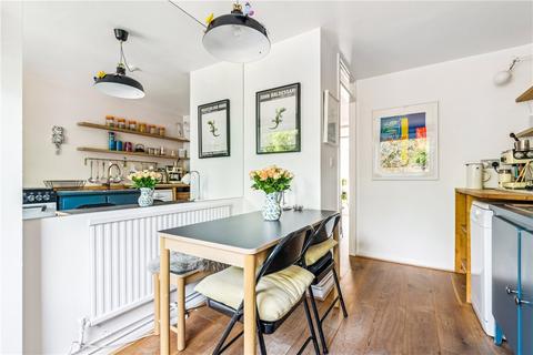 31 Singleton Close, London, SW17 9JY