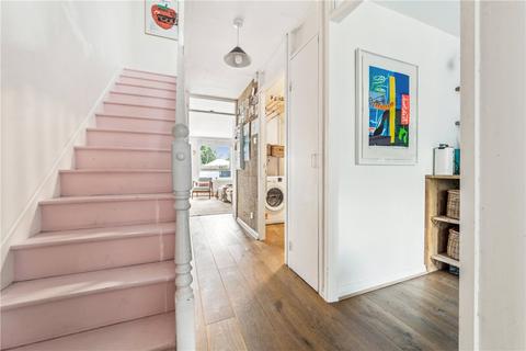 31 Singleton Close, London, SW17 9JY
