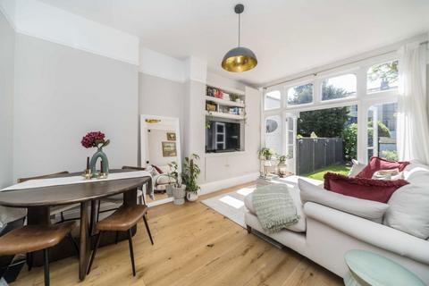 1 bedroom flat for sale, Elmbourne Road, London SW17