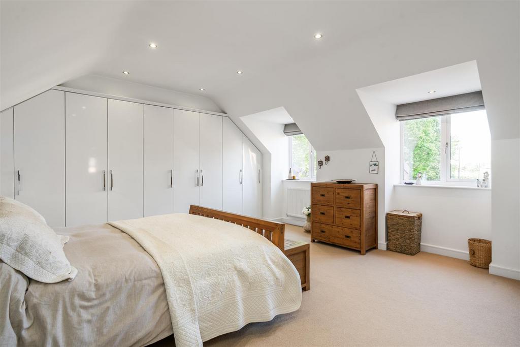 4 Maple View 14.jpg
