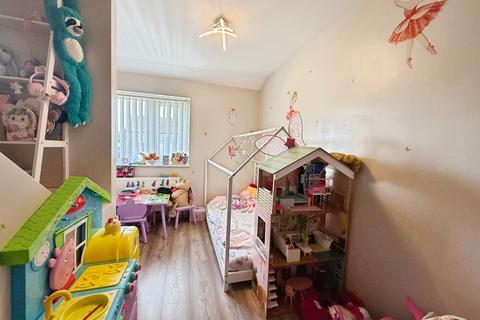 72 Coronation Drive, Donnington, Telford, TF2 8HY