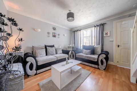 8 Chapel Close, Tuckingmill, Camborne, TR14 8QZ