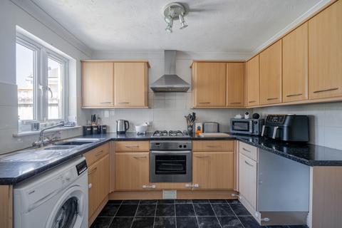 8 Chapel Close, Tuckingmill, Camborne, TR14 8QZ