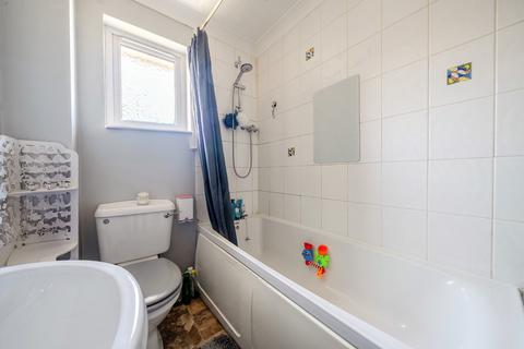 8 Chapel Close, Tuckingmill, Camborne, TR14 8QZ