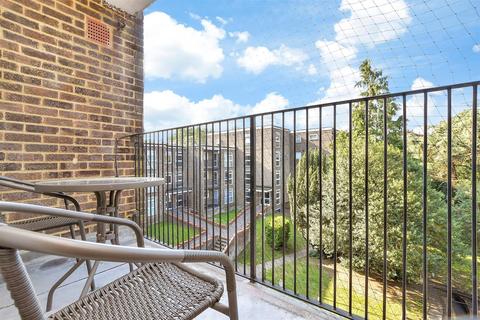 1 bedroom flat for sale, Westmoreland Drive, Sutton SM2