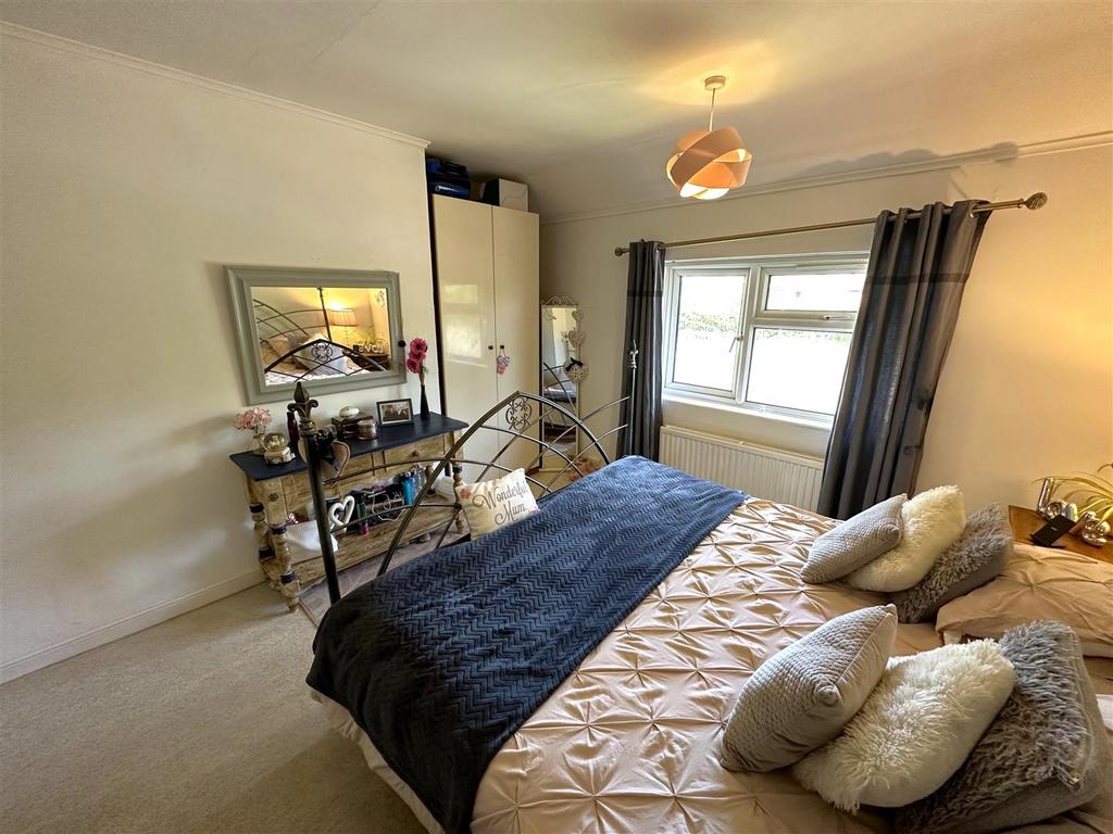 Bedroom One 865