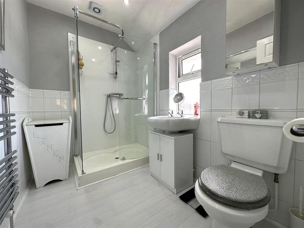 Contemporary Shower Room 861