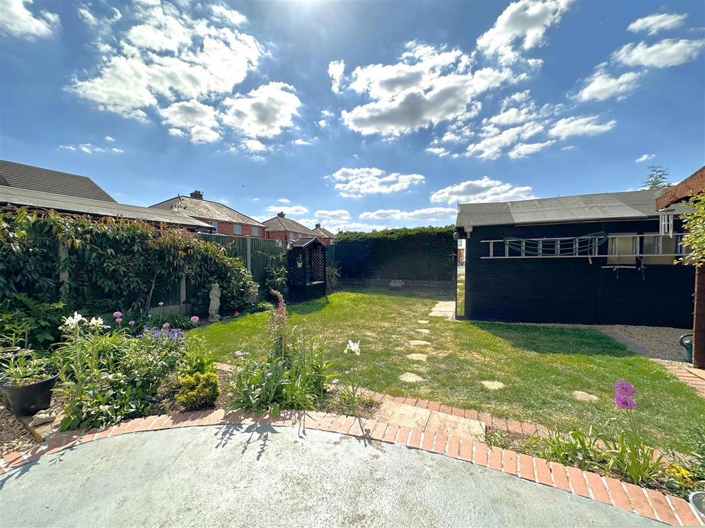 Rear Garden 934