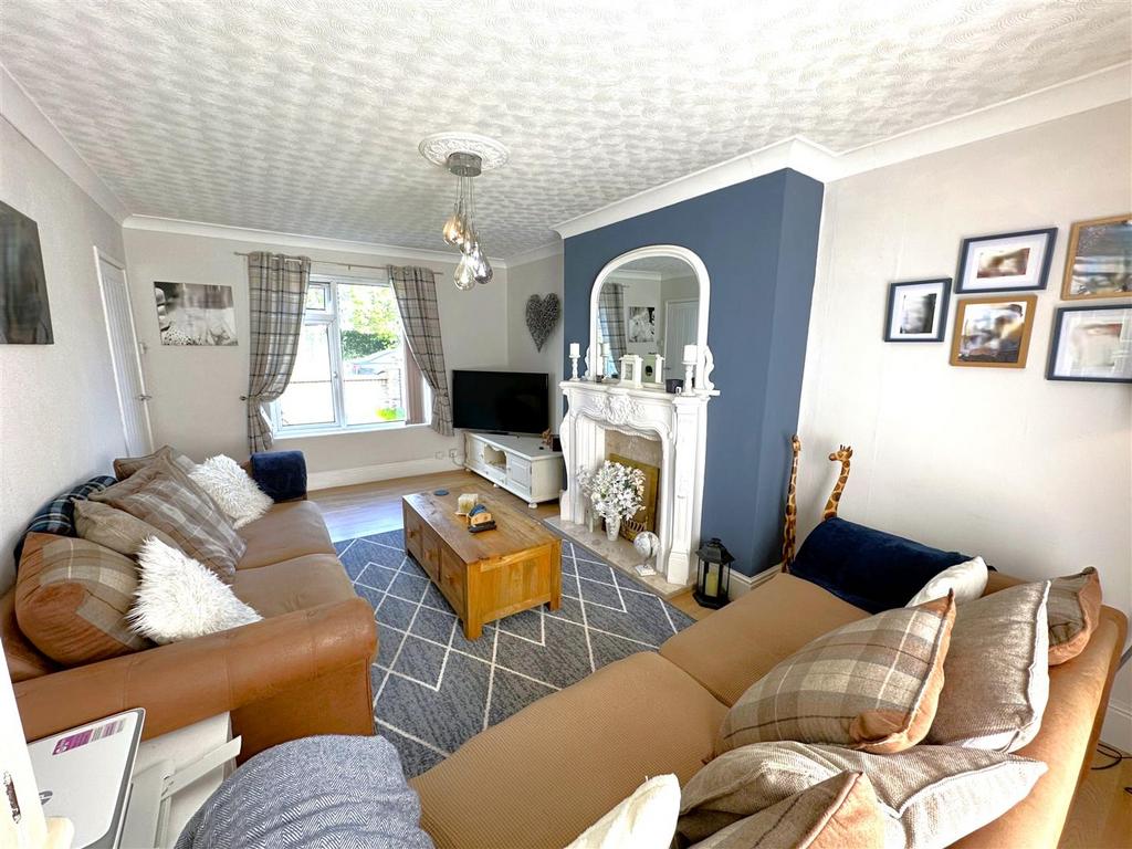 Large Living Room 875