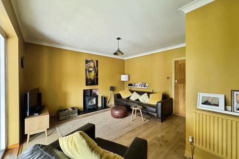 97a Dyserth Road, Rhyl, LL18 4DU