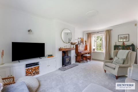 46 Westgate, Guiseley, Leeds, LS20 8HL