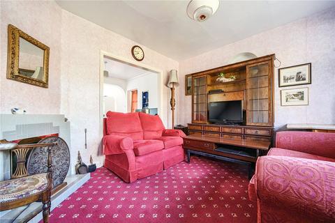 2 bedroom bungalow for sale, Larkfield Road, Farnham, Surrey, GU9