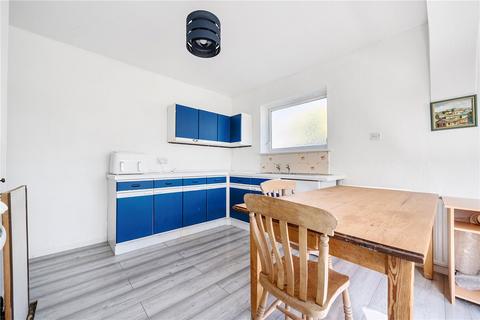 2 bedroom bungalow for sale, Larkfield Road, Farnham, Surrey, GU9